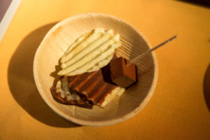 79_edible_escape_16-3552