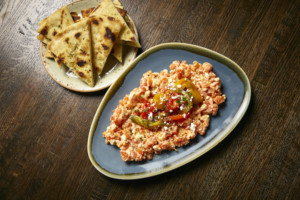 Food_RedPepperFetaSpread7762