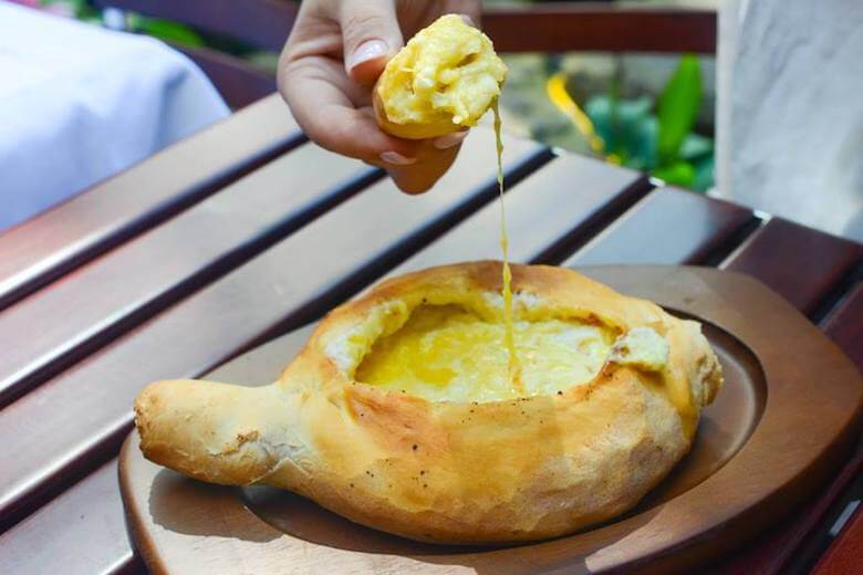 Khachapuri